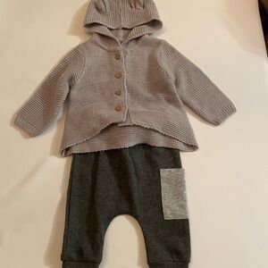 Baby knit bear hood cardigan with jogger pants-Size 12 months